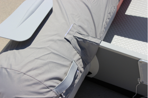 9'6" Azzurro Mare AM290 w/Tube Protector Installed - Transom View