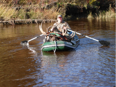 Customer Mark P - Alaska Moose Hunt with Older Version 12' Saturn Raft/Kayak (Light River Model)
